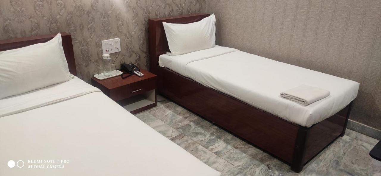 Hotel Park Victoria Καλκούτα Εξωτερικό φωτογραφία